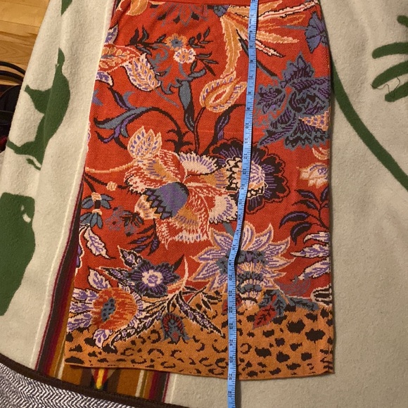 Anthropologie pencil skirt - Picture 7 of 8